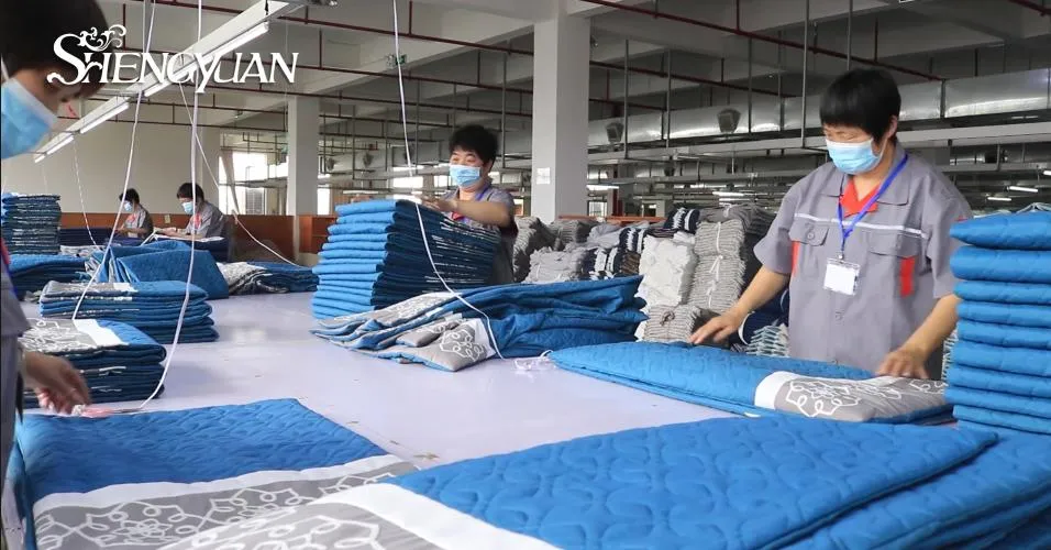 7 PCS Flocking Comforter Set Home Textile Made in China