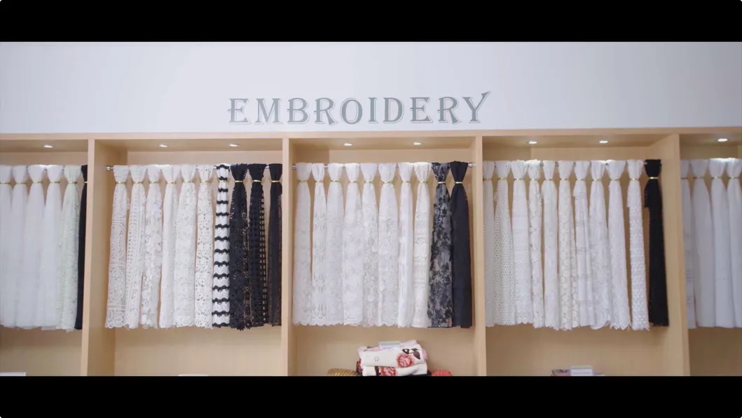 High Quality Organic Cozy Soft 100% Cotton 4 Layer Crepe Guaze Muslin Baby Swaddle Blanket