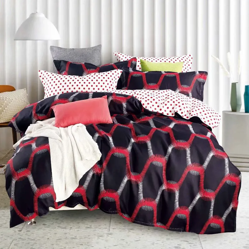Made in China Home Textile Supplier 130GSM Disperse Print Wholesale Bedding Sets