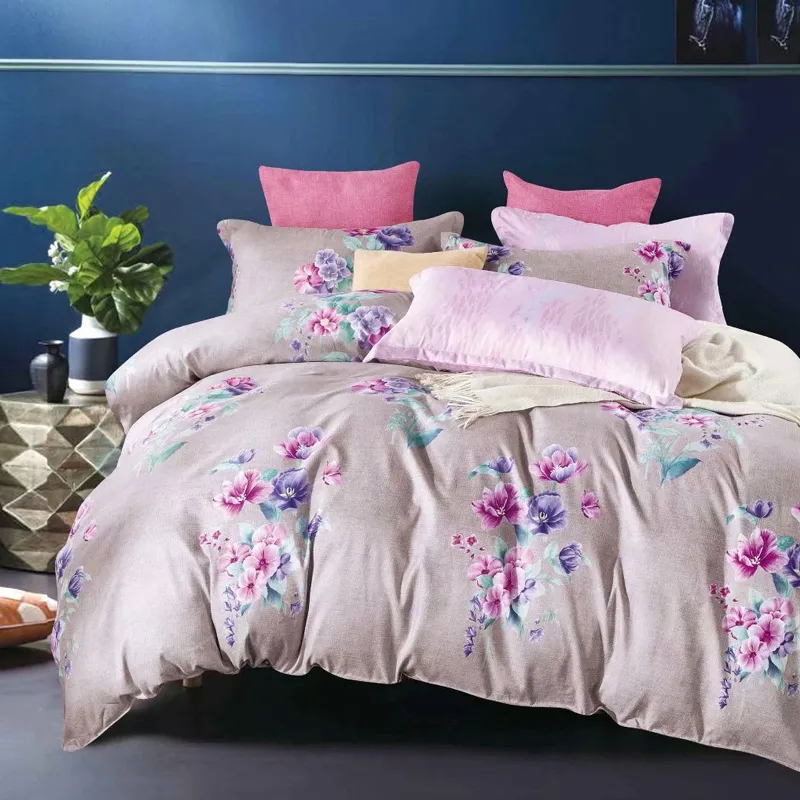 Made in China Home Textile Supplier 130GSM Disperse Print Wholesale Bedding Sets