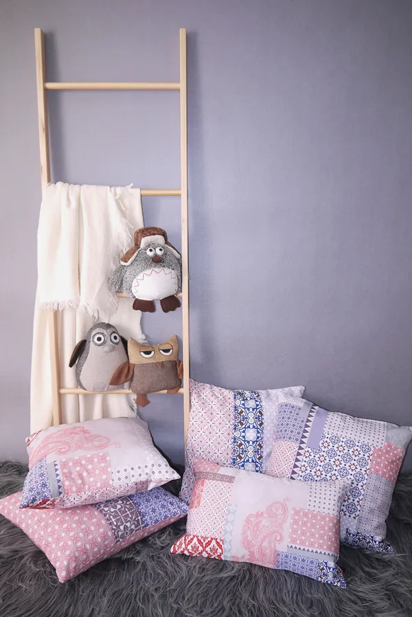 Professional Factory Wholesale Colorful Pleasant Polyester Patchwork Pillows