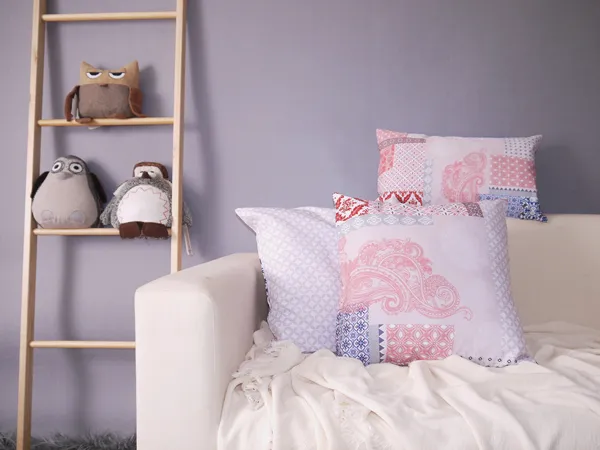 Professional Factory Wholesale Colorful Pleasant Polyester Patchwork Pillows