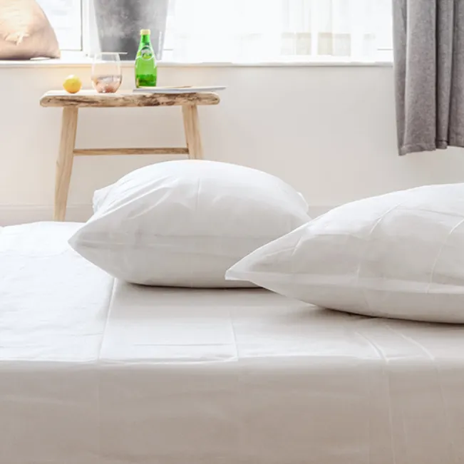 Wholesale Soft Comfortable Hotel Queen Size Bedding Sets Disposable Bed Sheets for Travel